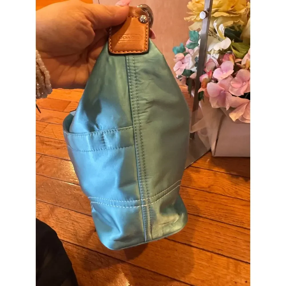 COACH F11669 Hamptons Weekend Blue Aqua Hobo Shoulder Bag (150